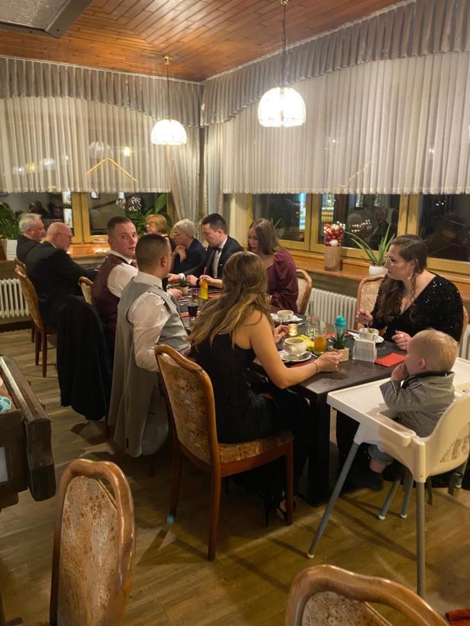 Hotel-Restaurant Theis-Muehle Biersdorf Zewnętrze zdjęcie